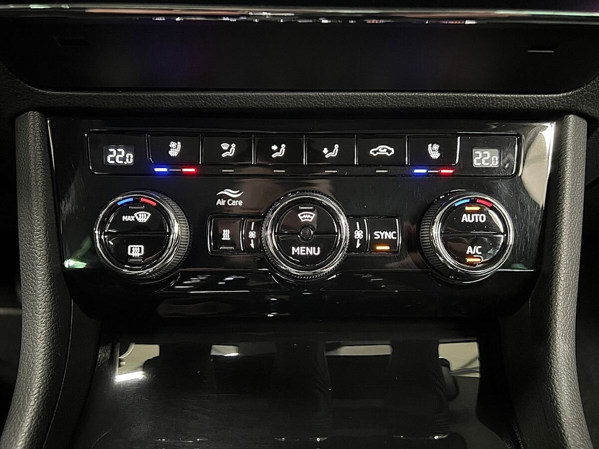 Škoda Superb Kombi 2,0 l 140 kw