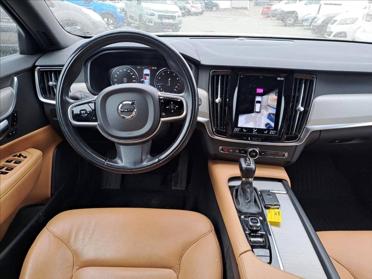 Volvo V90 Kombi 2,0 l 187 kw
