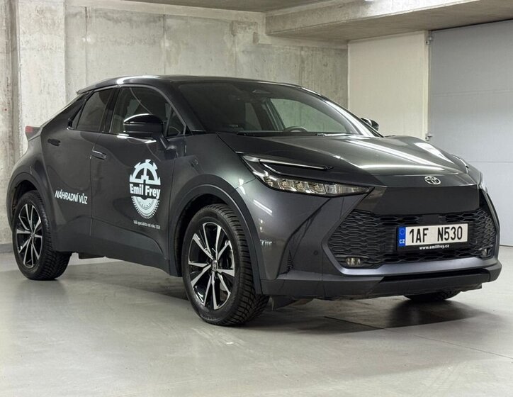 Toyota C-HR SUV 1,8 l 72 kw