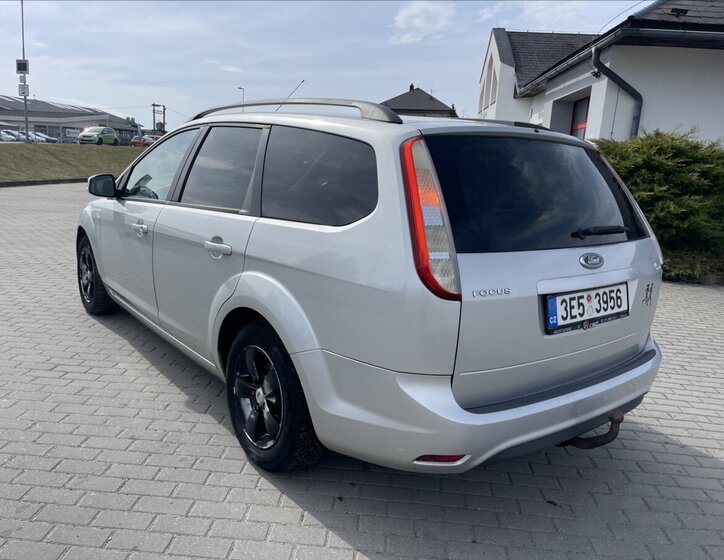 Ford Focus Kombi 1,6 l 74 kw