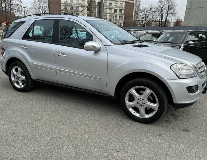 Mercedes-Benz Třídy M 14