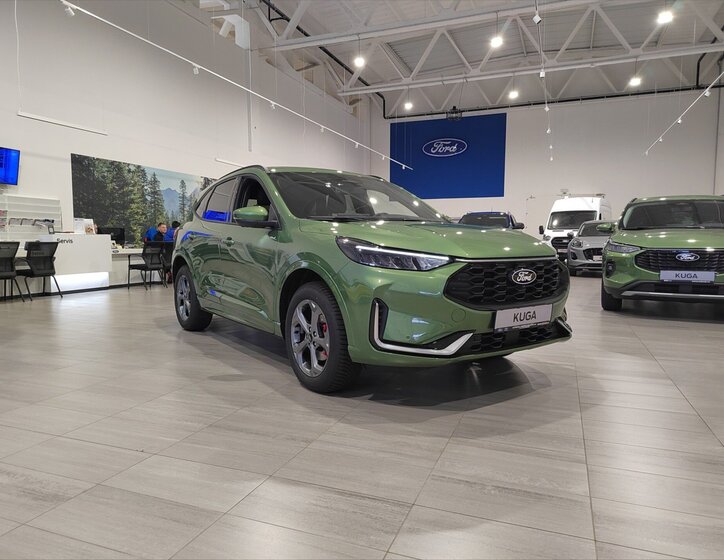 Ford Kuga SUV / Terénní 2,5 l 178 kw