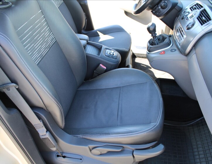 Renault Grand Scénic 18