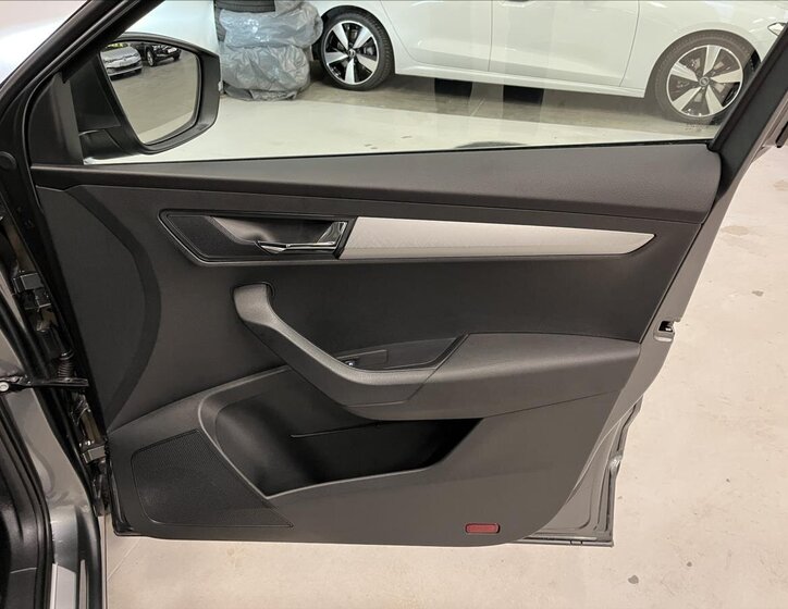 Škoda Karoq SUV 1,5 l 110 kw