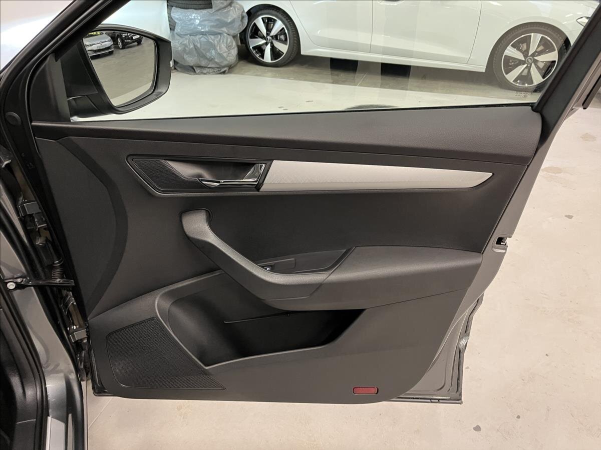 Škoda Karoq SUV 1,5 l 110 kw