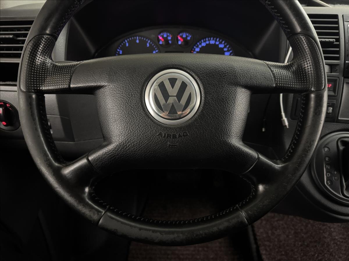 Volkswagen Transporter Kombi 3,2 l 173 kw