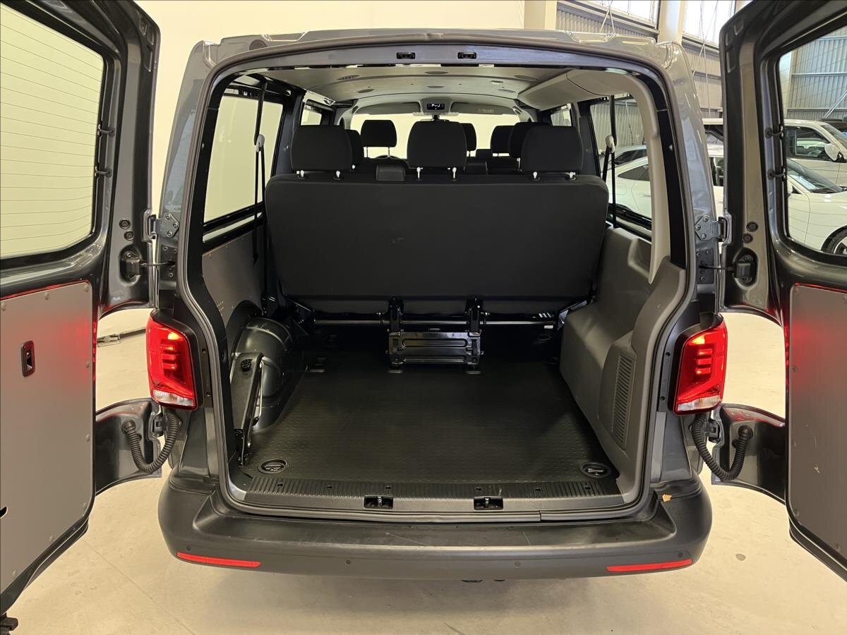 Volkswagen Transporter Kombi 2,0 l 110 kw