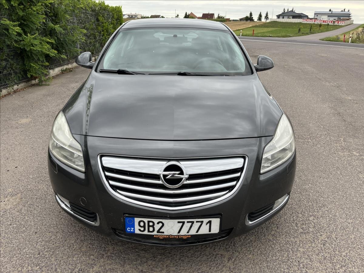 Opel Insignia Liftback 2,0 l 96 kw