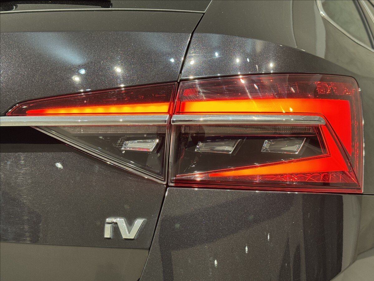 Škoda Superb Kombi 1,4 l 160 kw