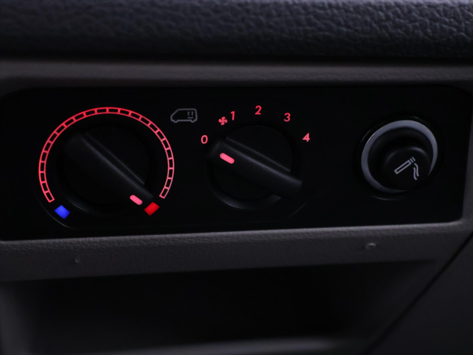 Volkswagen Transporter Kombi 2,0 l 110 kw