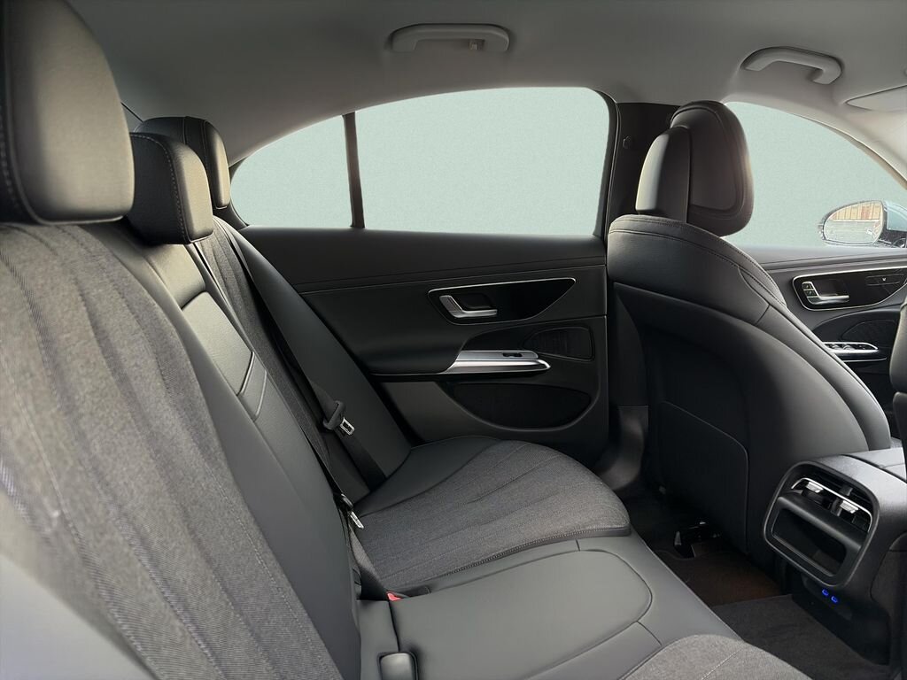 Mercedes-Benz Třídy E Sedan / Limuzína 2,0 l 145 kw