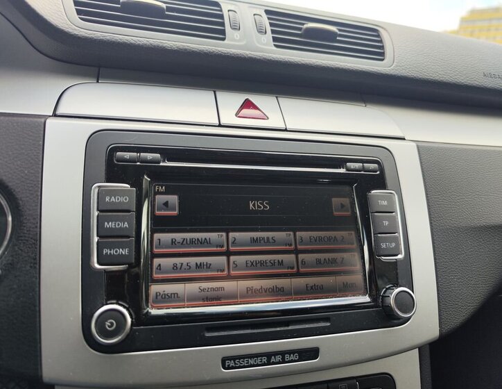 Volkswagen Passat CC Sedan / Limuzína 2,0 l 103 kw