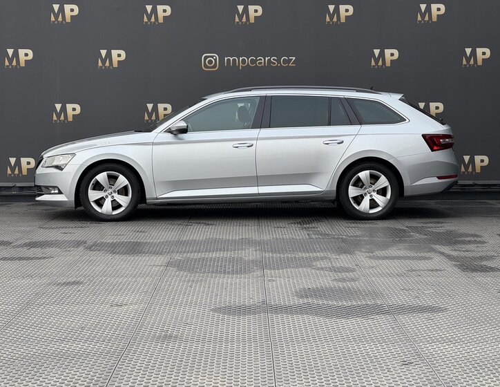 Škoda Superb 5
