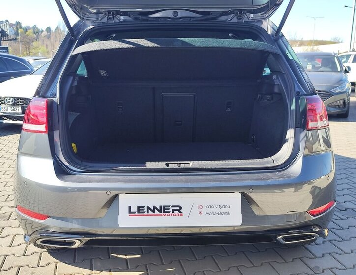 Volkswagen Golf Hatchback 1,6 l 85 kw