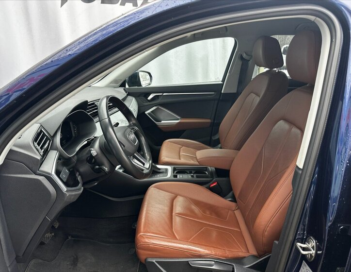 Audi Q3 Kombi 2,0 l 147 kw