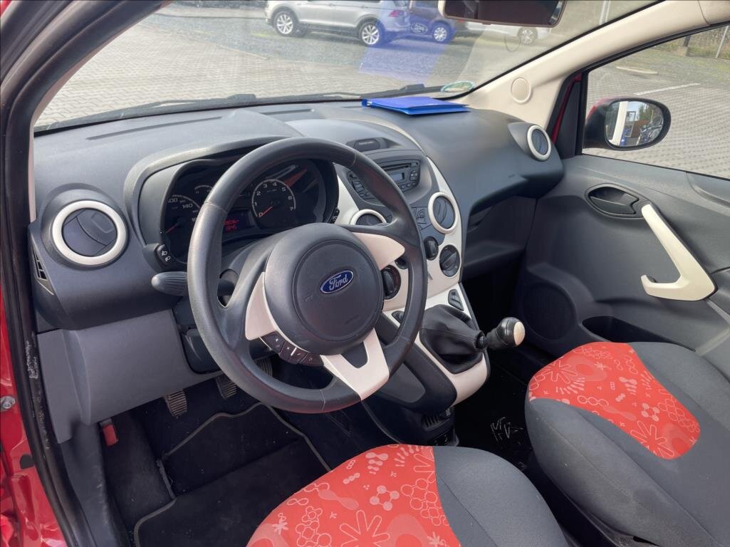 Ford Ka Hatchback 1,2 l 51 kw