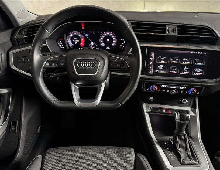 Audi Q3 SUV / Terénní 2,0 l 110 kw