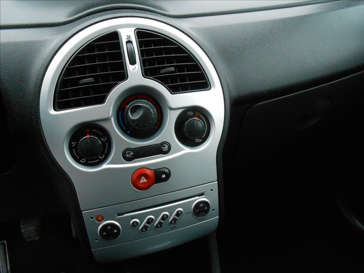 Renault Modus Hatchback 1,1 l 55 kw