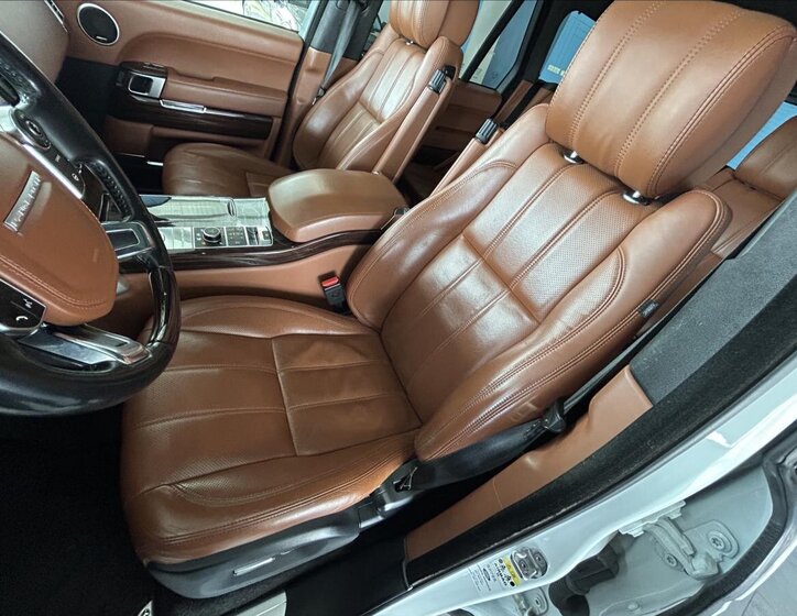 Land Rover Range Rover SUV / Terénní 3,0 l 190 kw