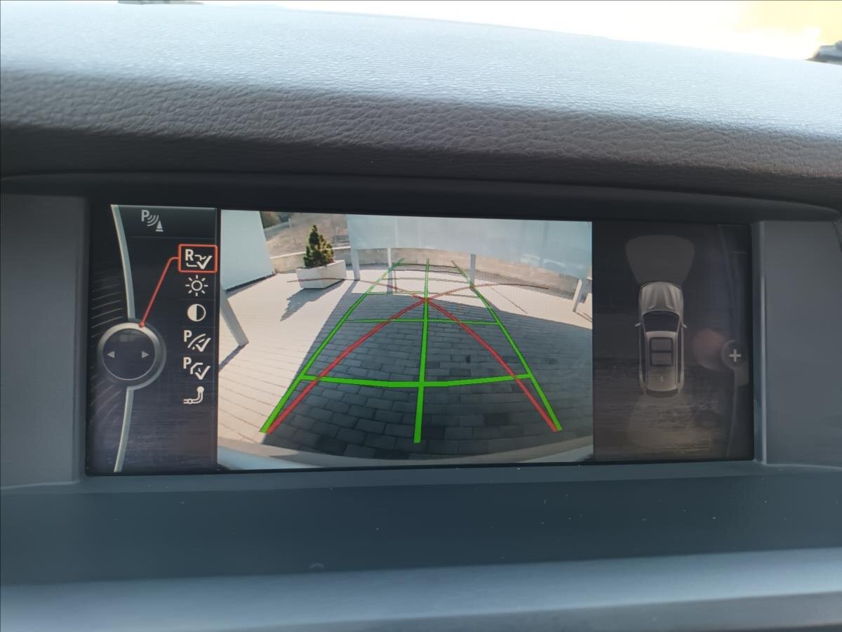 BMW X3 SUV / Terénní 2,0 l 135 kw