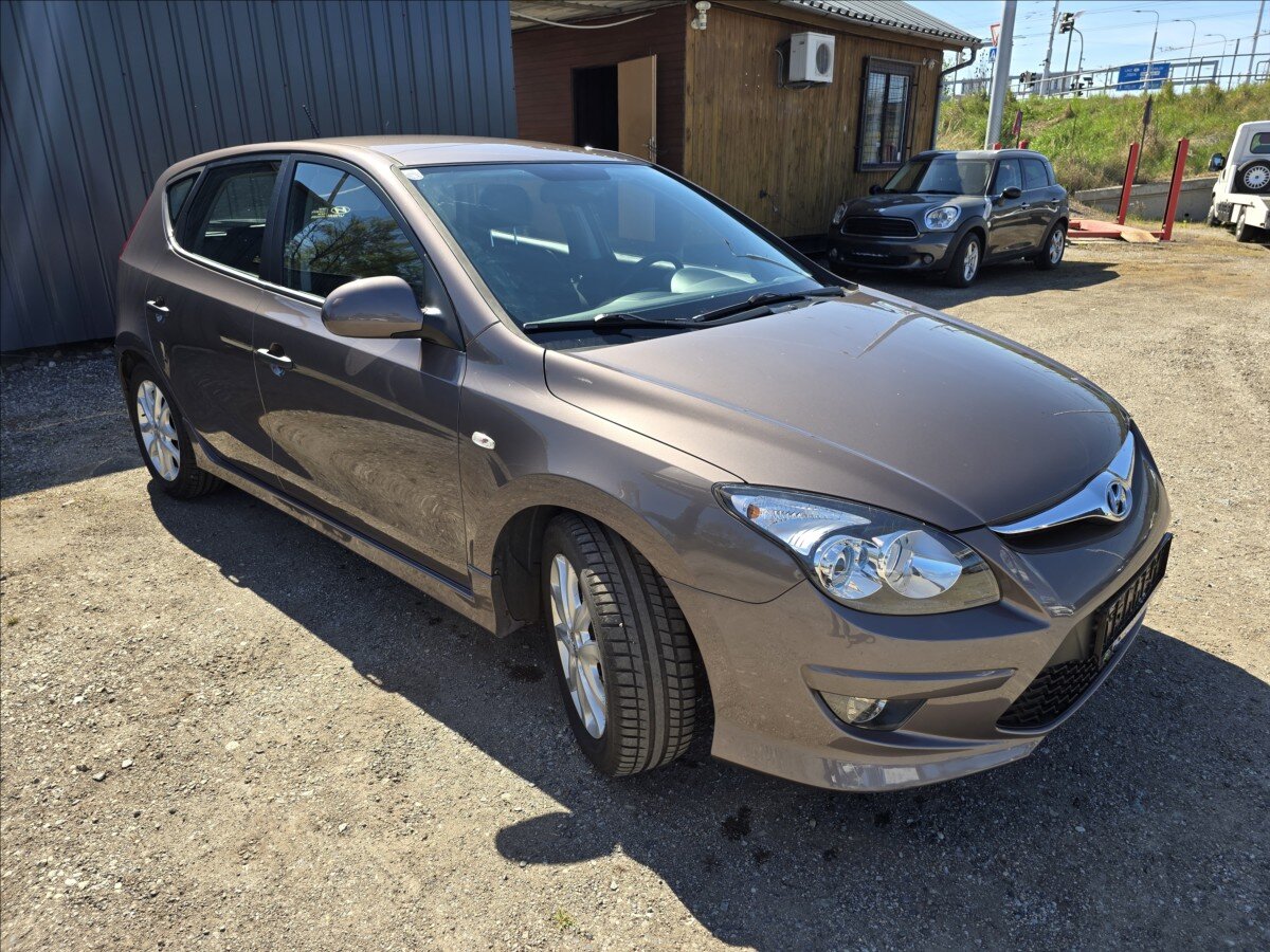 Hyundai i30 Hatchback 1,4 l 80 kw