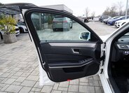 Mercedes-Benz Třídy E Sedan 2,1 l 125 kw