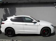 Alfa Romeo Stelvio 6