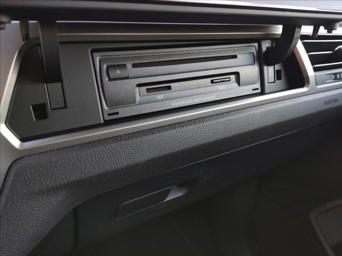 Volkswagen Touran MPV 1,2 l 81 kw