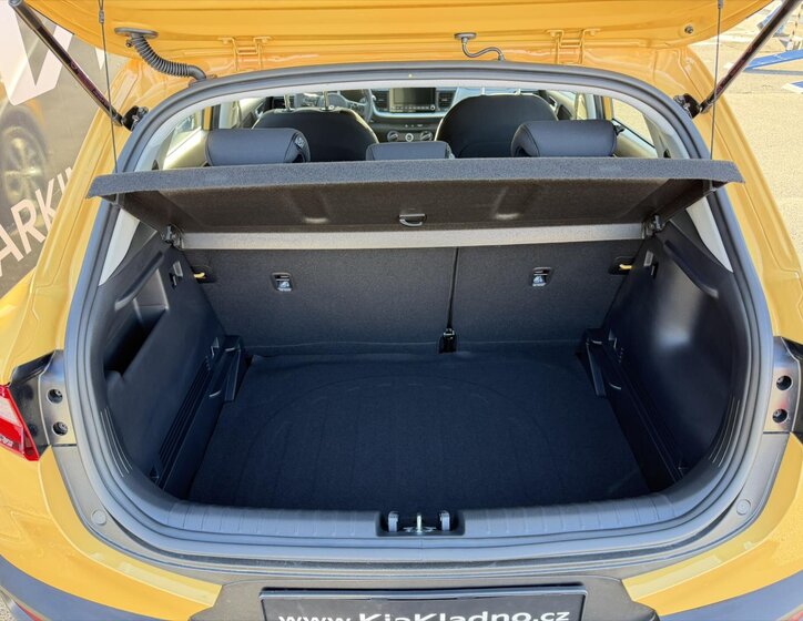 KIA Stonic SUV 1,2 l 58 kw