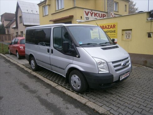 Ford Transit Kombi 2,2 l 92 kw