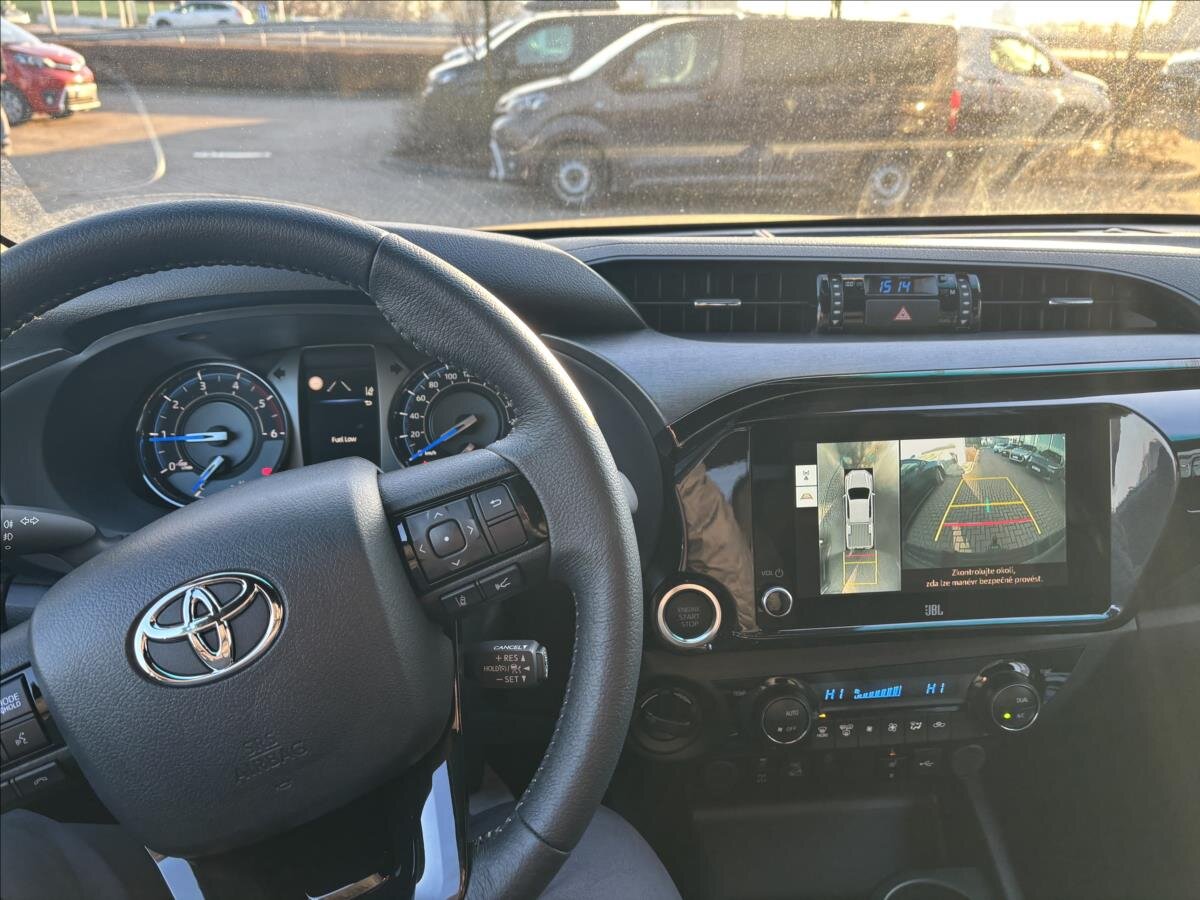 Toyota Hilux Pick-up 2,8 l 150 kw