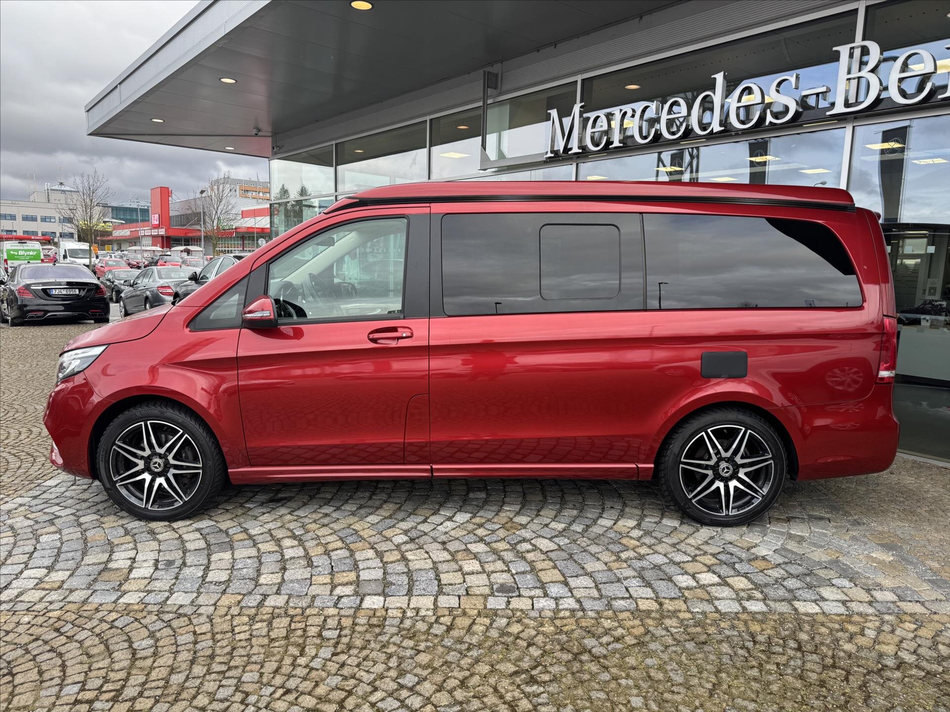 Mercedes-Benz Třídy V VAN / Minibus 2,0 l 176 kw