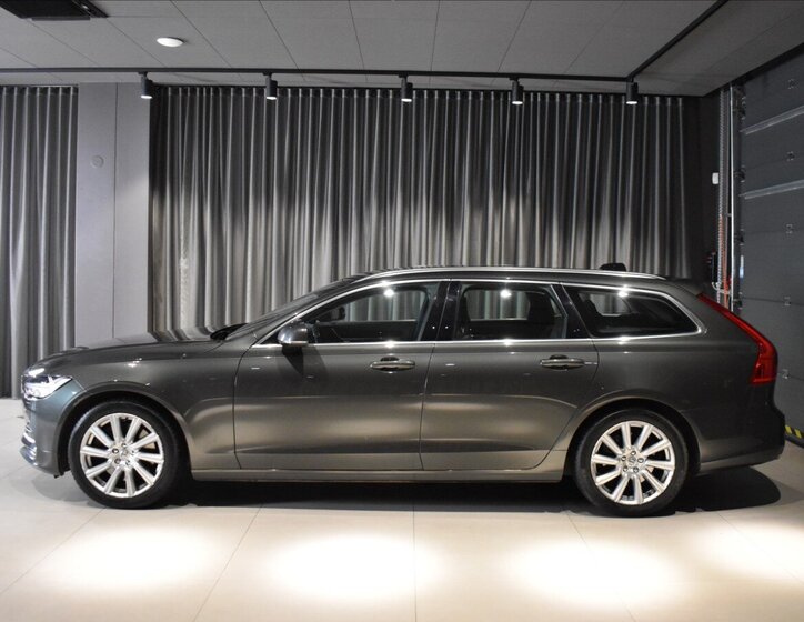 Volvo V90 Kombi 2,0 l 184 kw
