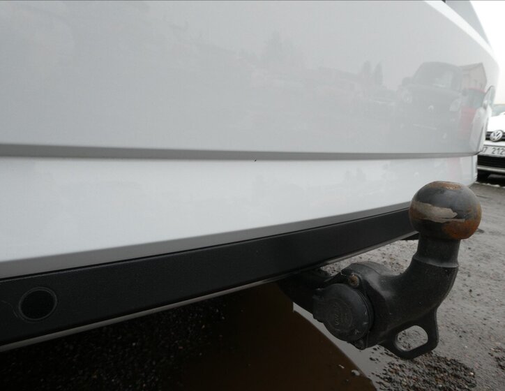 Škoda Superb Sedan / Limuzína 2,0 l 110 kw