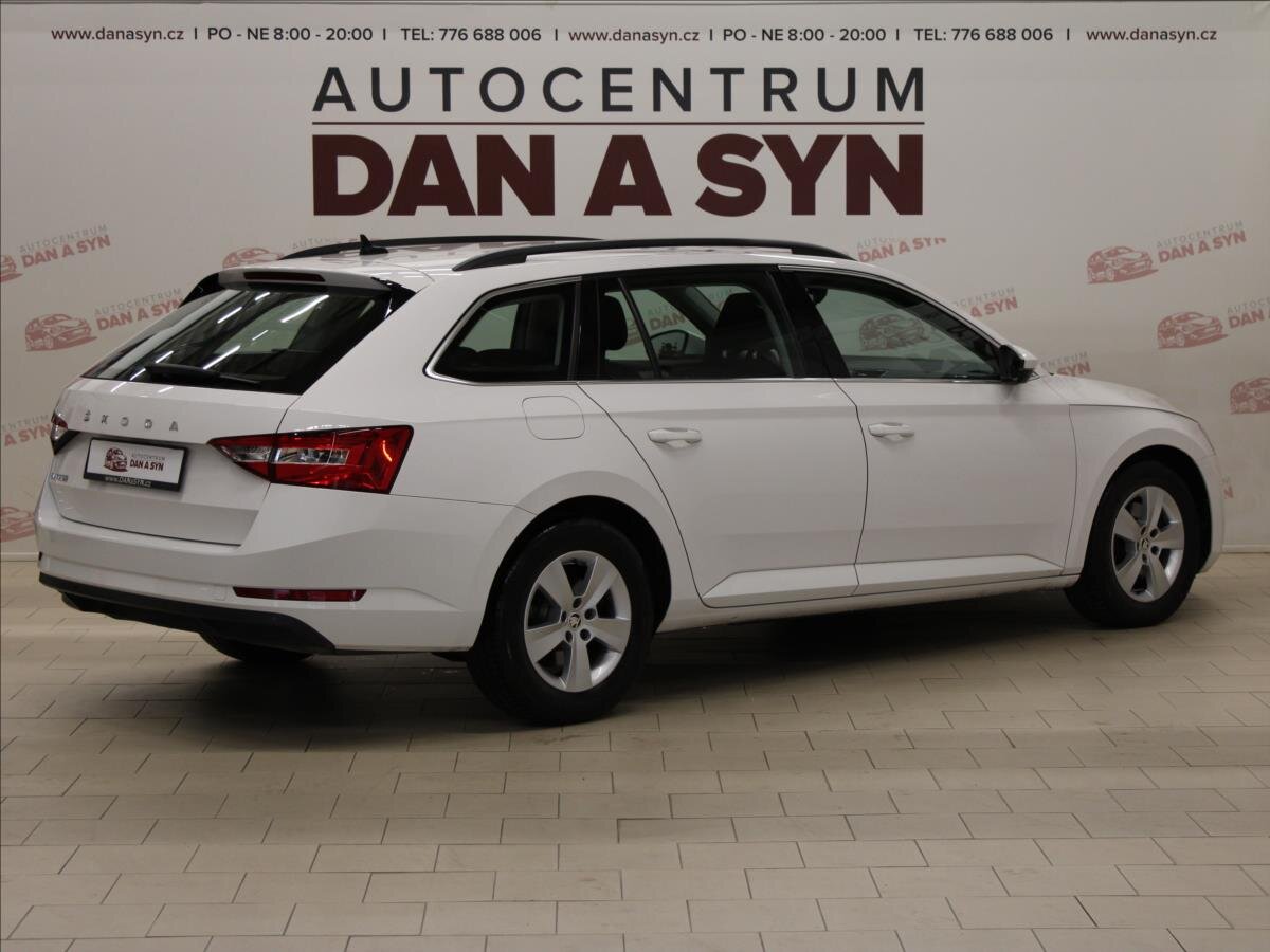 Škoda Superb Kombi 2,0 l 110 kw