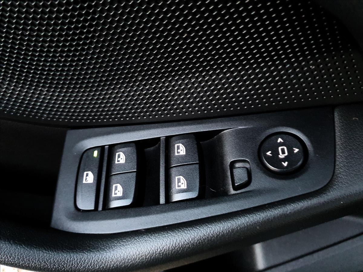 BMW Řada 1 Hatchback 1,5 l 100 kw