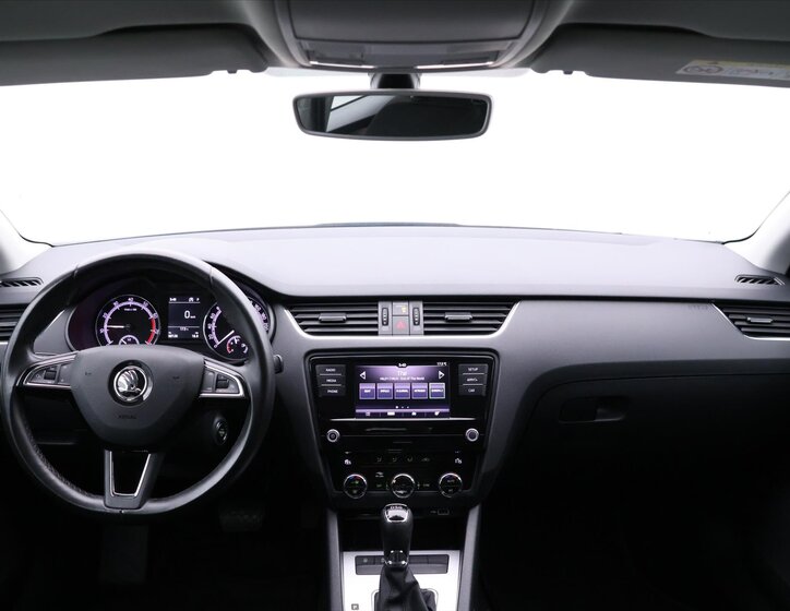 Škoda Octavia 26
