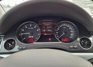 Audi S8 26
