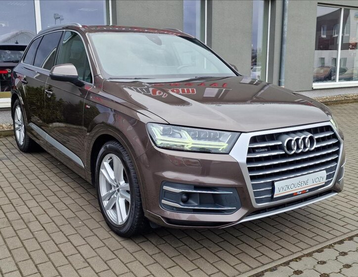 Audi Q7 SUV / Terénní 3,0 l 210 kw