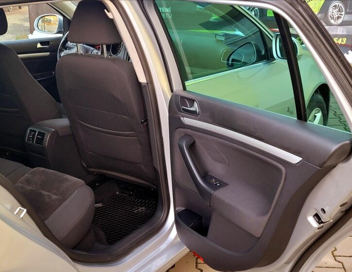 Volkswagen Golf Kombi 1,4 l 90 kw