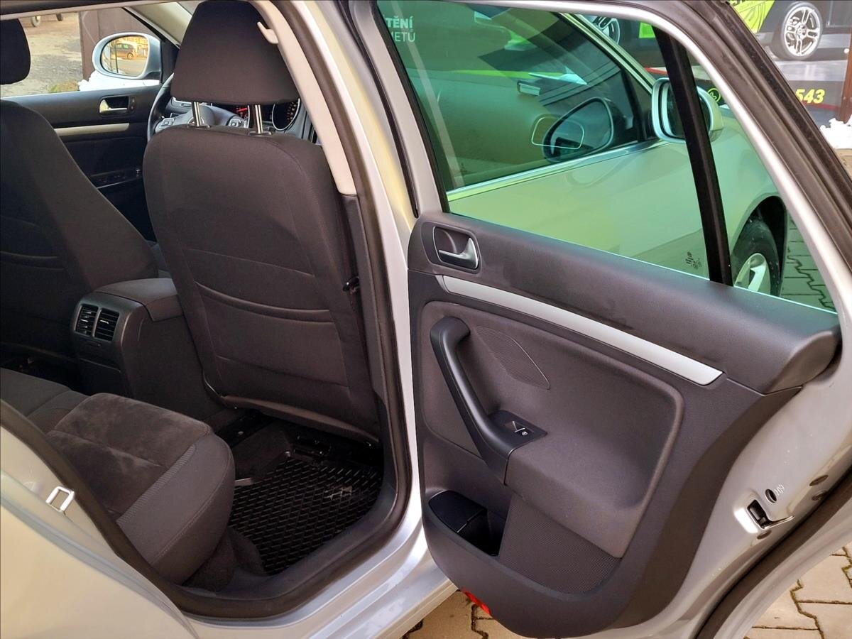 Volkswagen Golf Kombi 1,4 l 90 kw