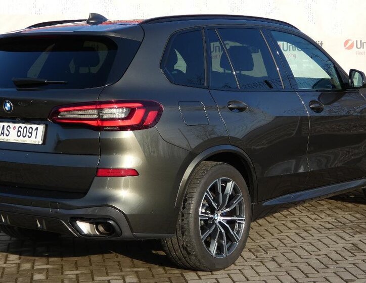 BMW X5 SUV / Terénní 3,0 l 195 kw