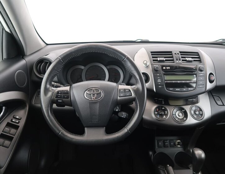 Toyota RAV4 SUV / Terénní 2,0 l 116 kw