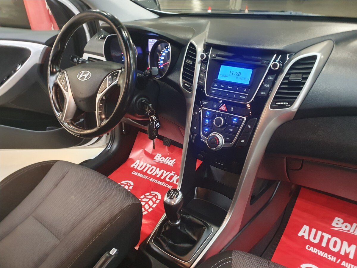 Hyundai i30 Kombi 1,6 l 88 kw