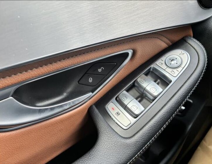 Mercedes-Benz GLC SUV / Terénní 3,0 l 270 kw