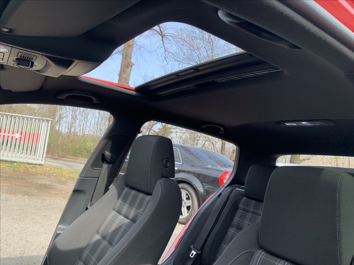 Volkswagen Golf Hatchback 2,0 l 125 kw