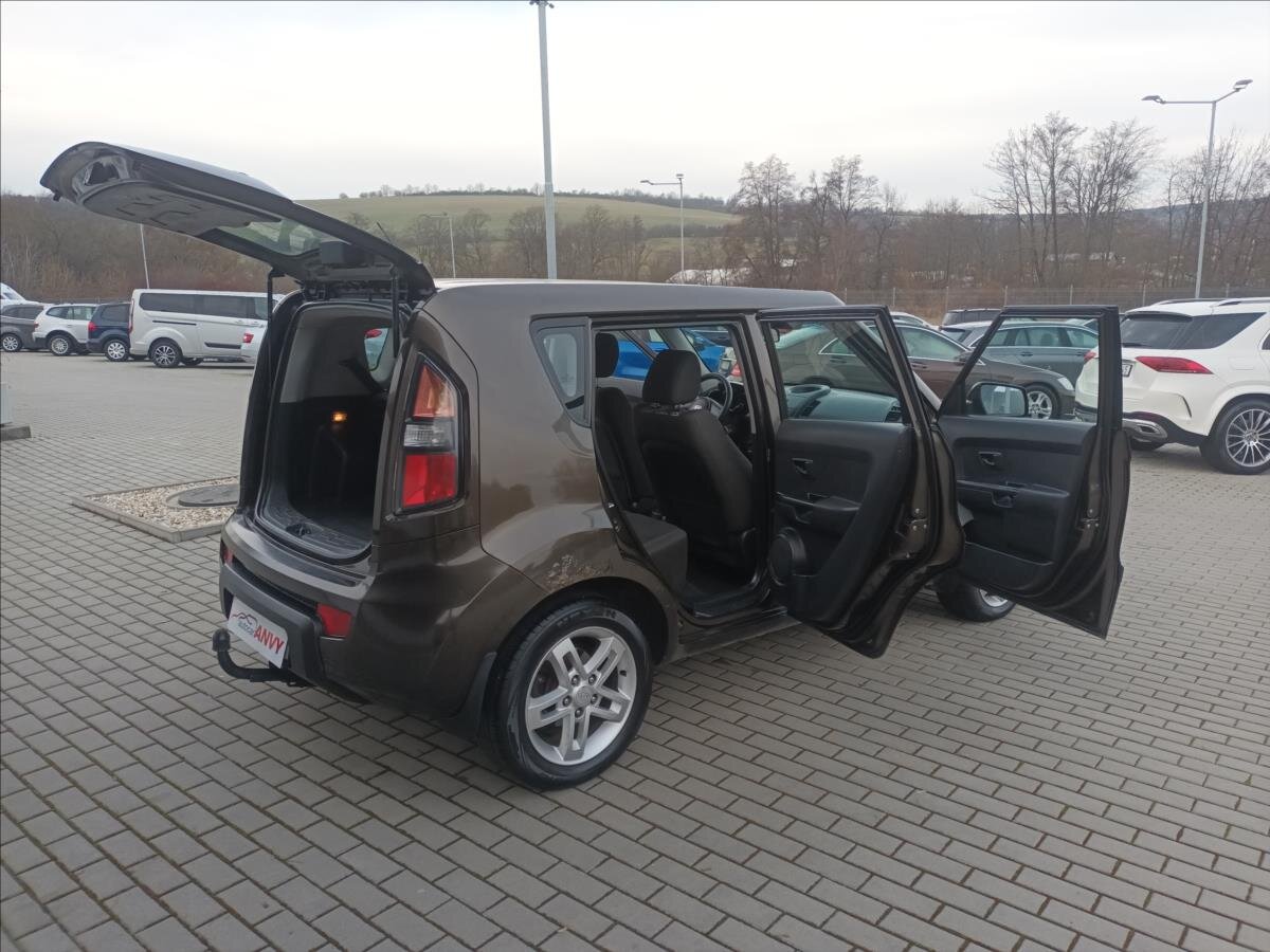 KIA Soul Hatchback 1,6 l 94 kw
