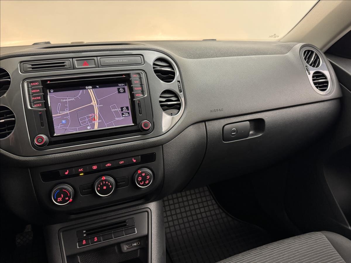 Volkswagen Tiguan SUV / Terénní 2,0 l 110 kw