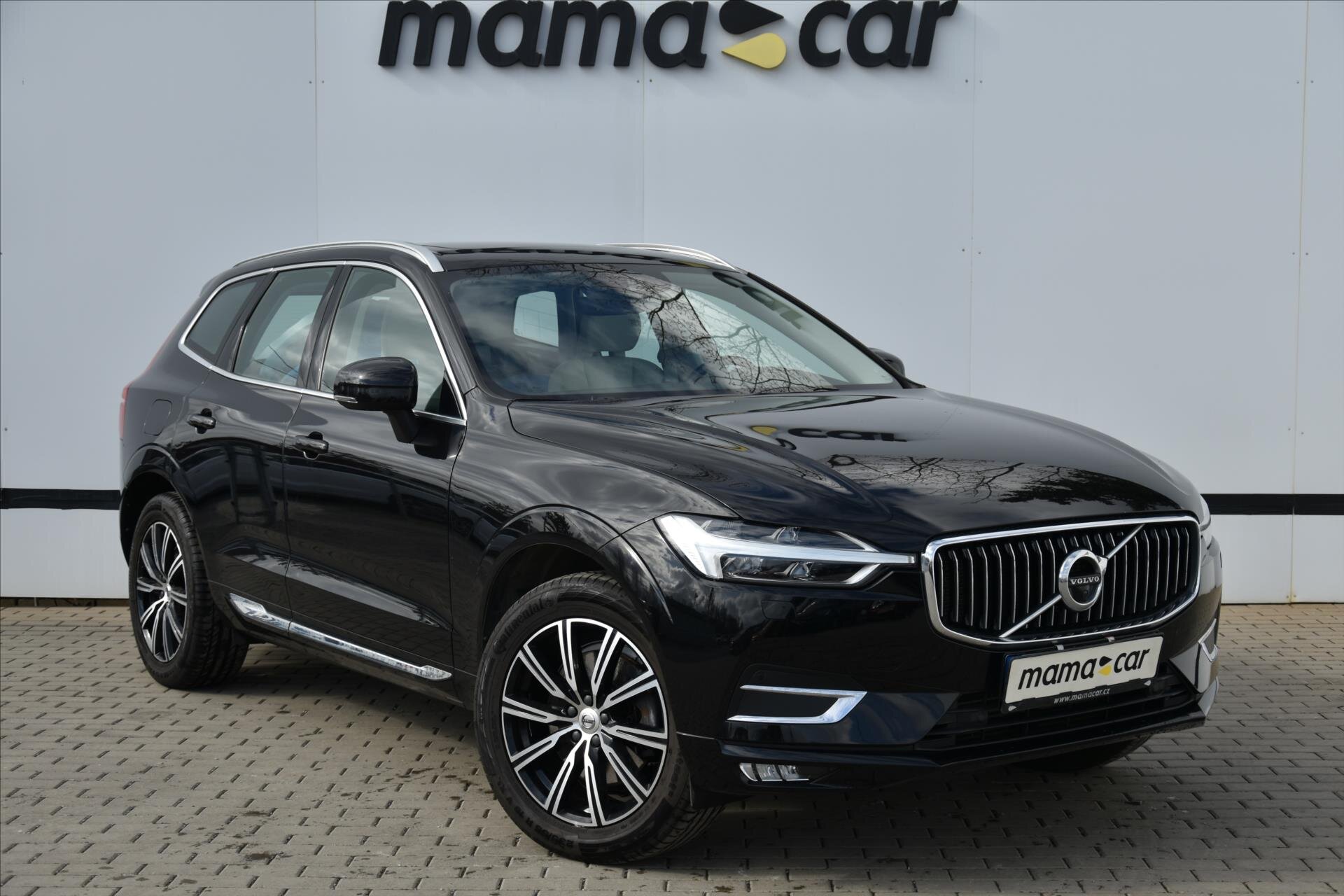 Volvo XC60 SUV / Terénní 2,0 l 184 kw