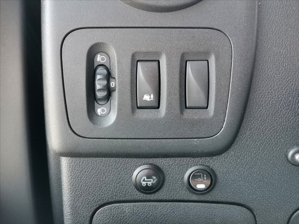 Opel Movano Skříň 2,3 l 125 kw